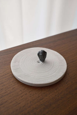 round shaped Concrete Incense Holder with Zen Garden pattern in white minimalist Japanese design Zen garden inspired Japandi Wabisabi handcrafted quality made incense burner ash catcher for incense sticks